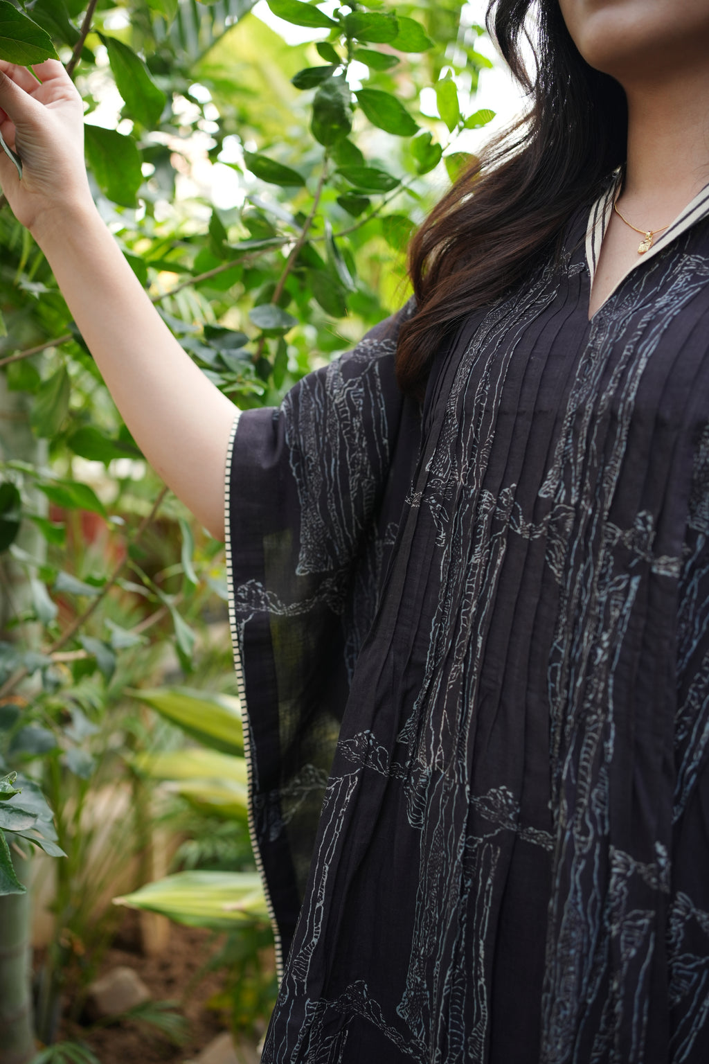 Black V Neck Cotton Kaftan