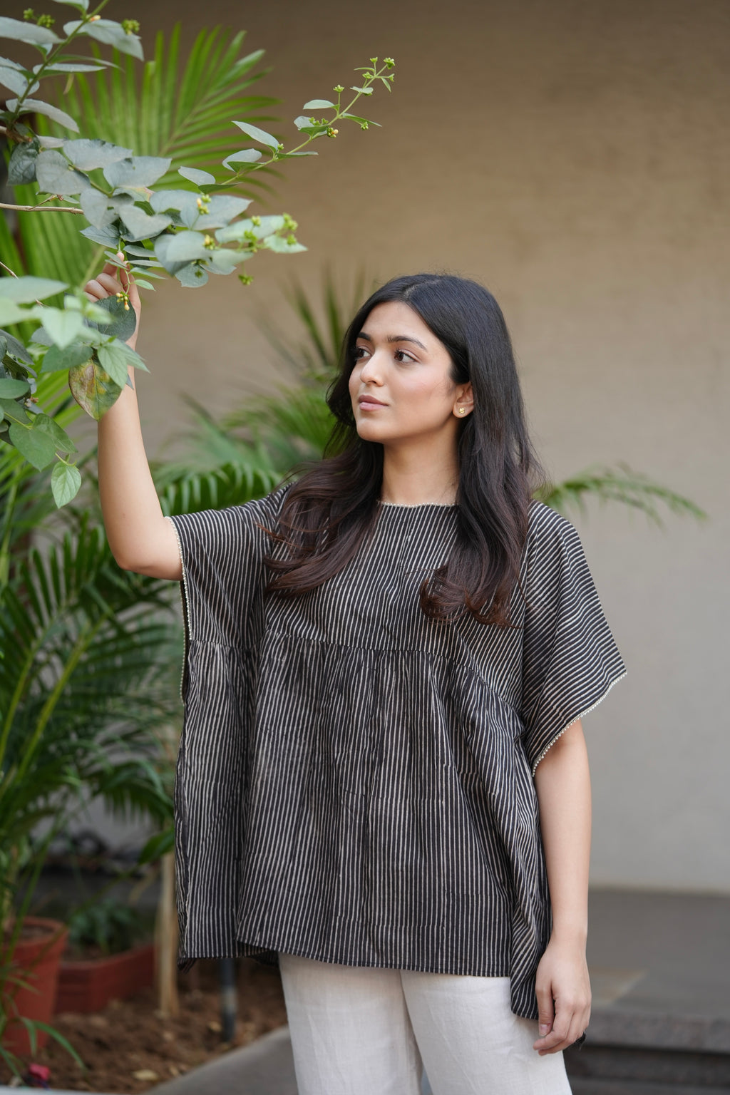 Black & White Embroidered Short Cotton Kaftan