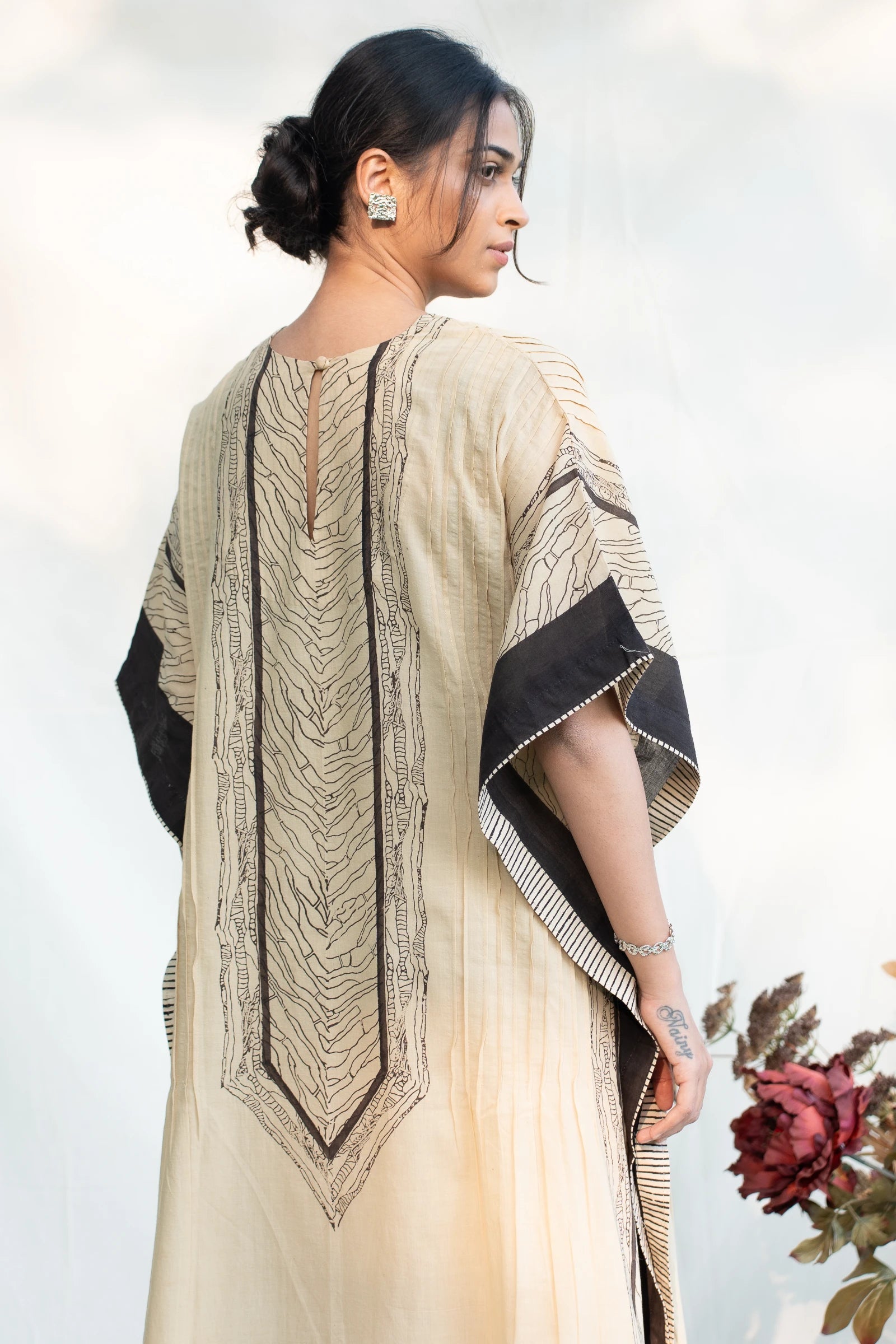 Off White Round Neck Cotton Kaftan