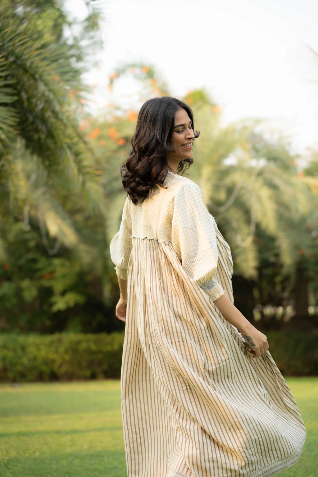 Off white Balloon Sleeves Dress