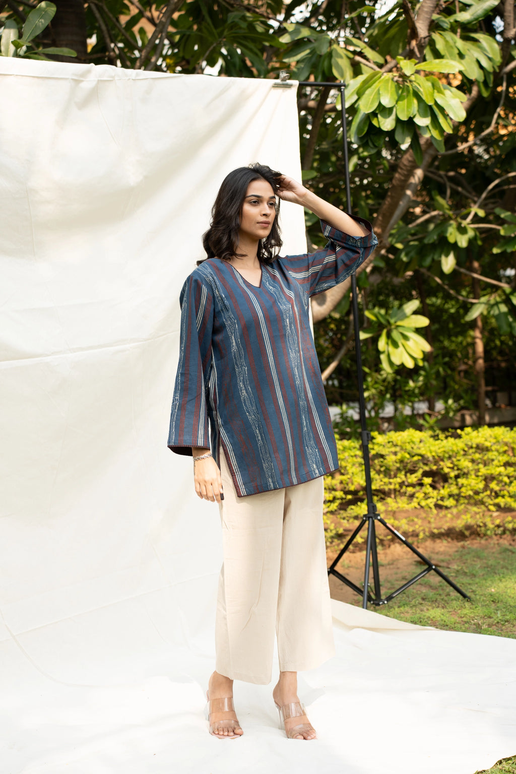 Cotton Off White Parallel with Pockets