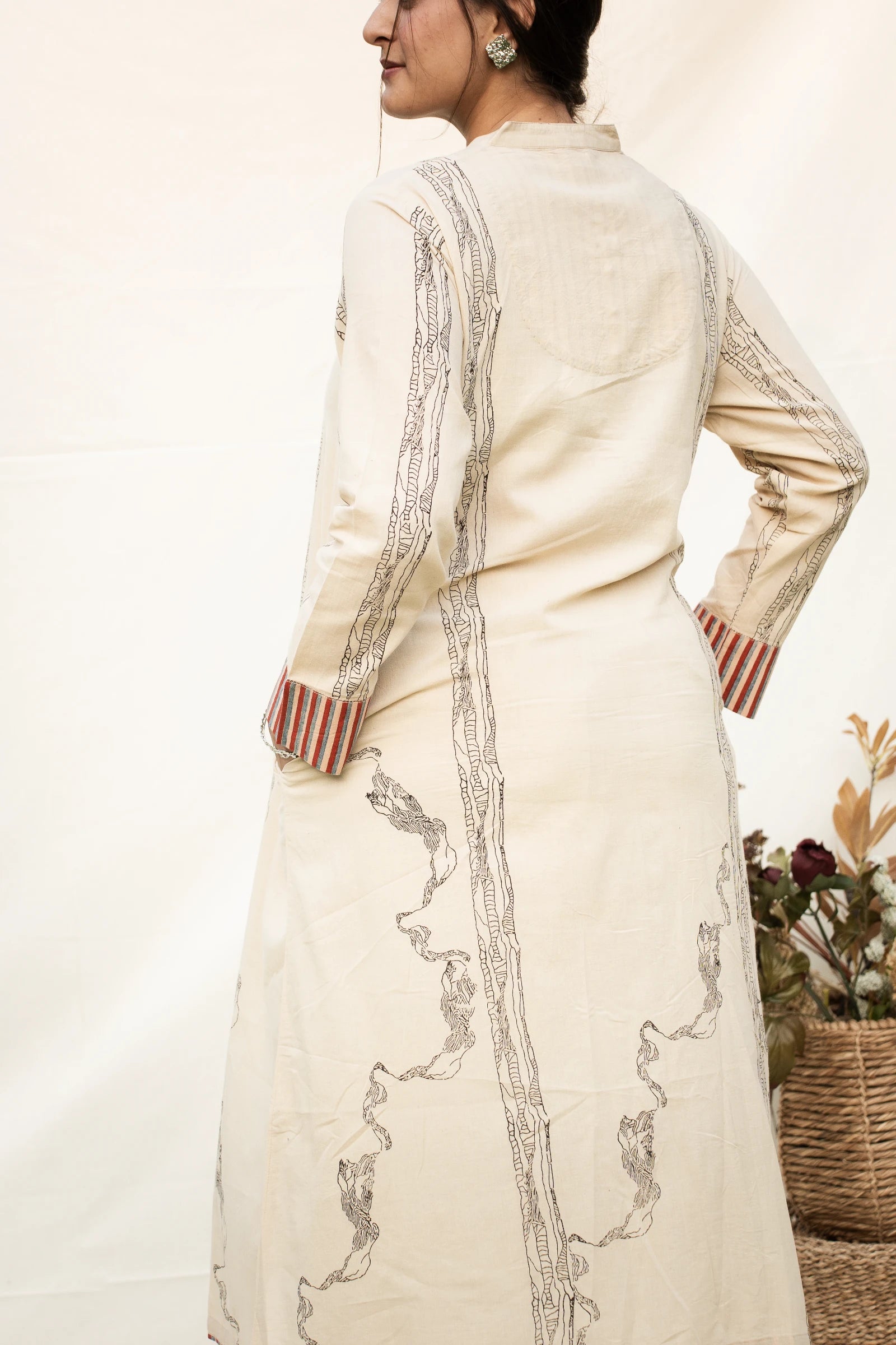 Off White Mandarin Collar Cotton Kurta